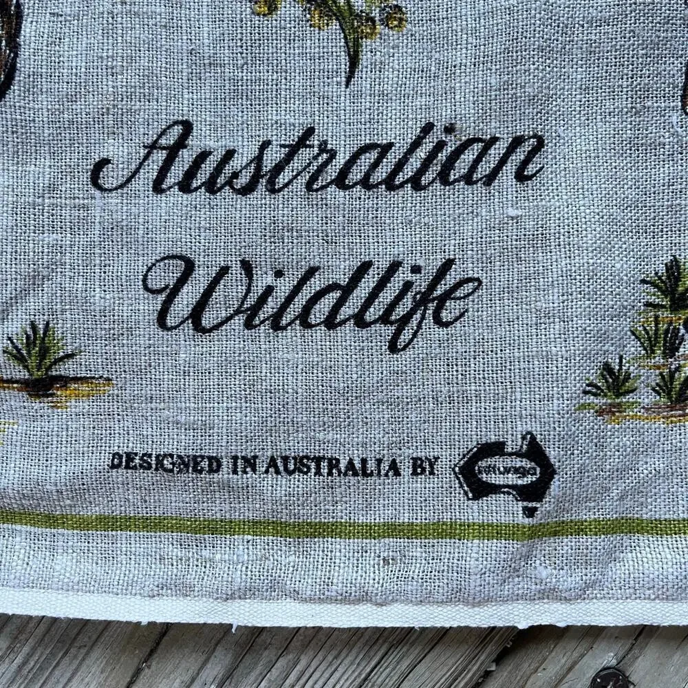 Australian Wildlife Themed Tea Towel Wall Hanging Collectible 100% Linen
